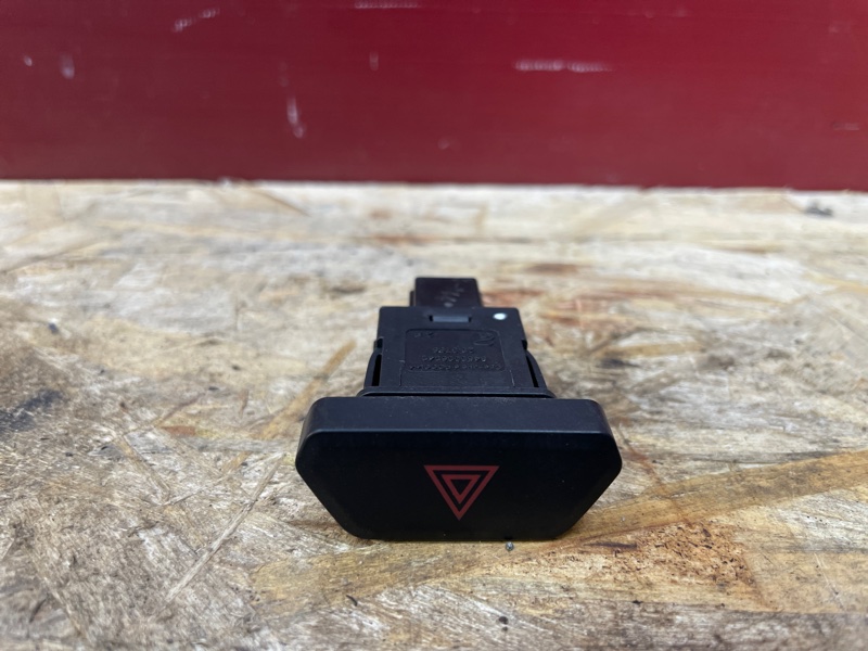 Кнопка аварийной сигнализации