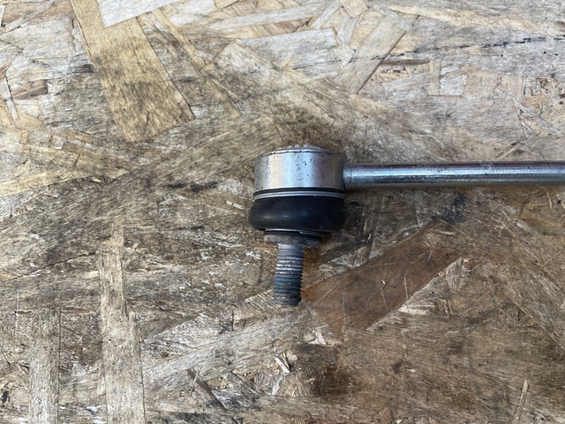 Стойка стабилизатора