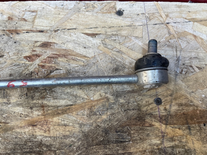 Стойка стабилизатора