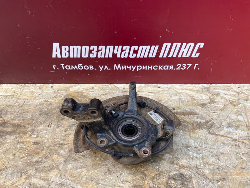 Кулак поворотный