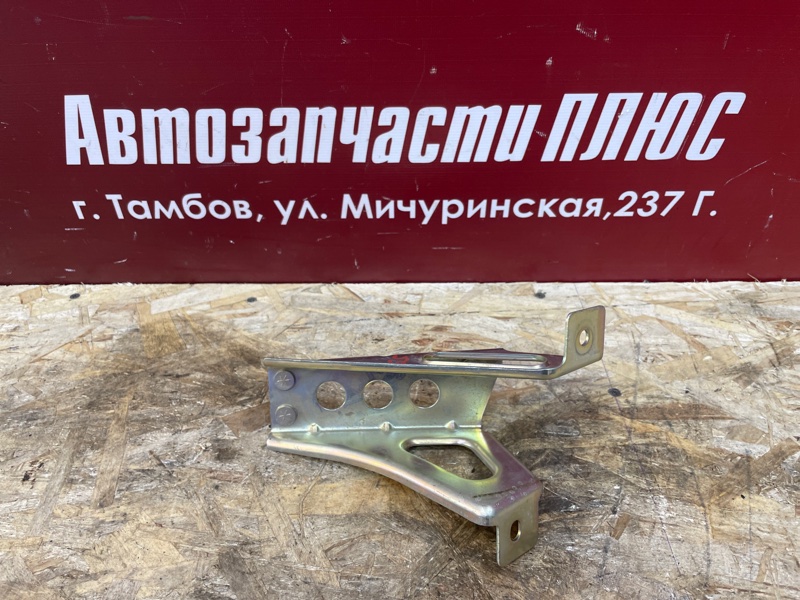 Кронштейн педали газа