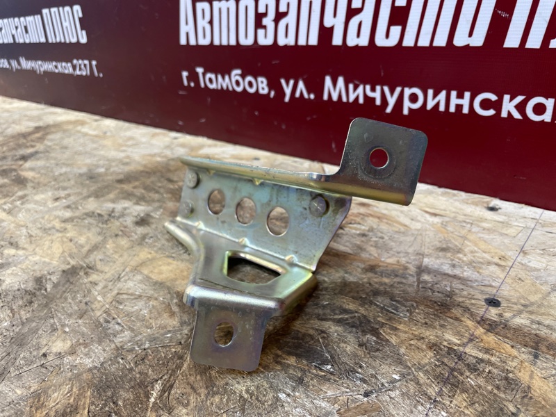 Кронштейн педали газа