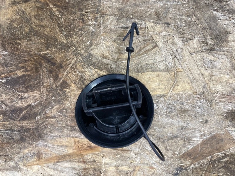 Крышка топливного бака