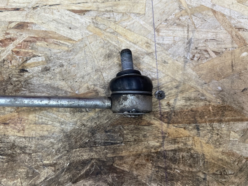 Стойка стабилизатора