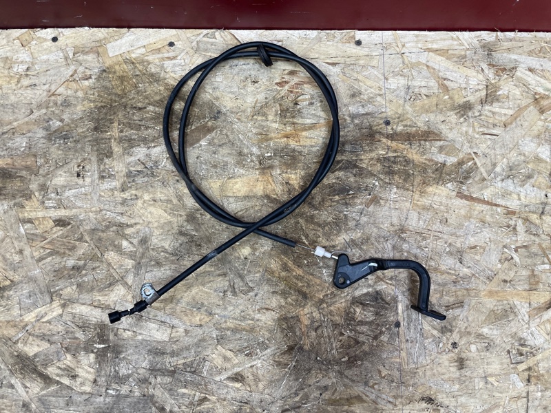 Ручка открывания капота