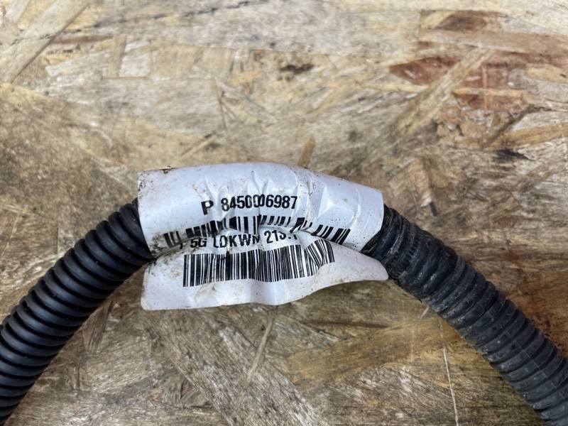 Клемма аккумулятора (минусовая)