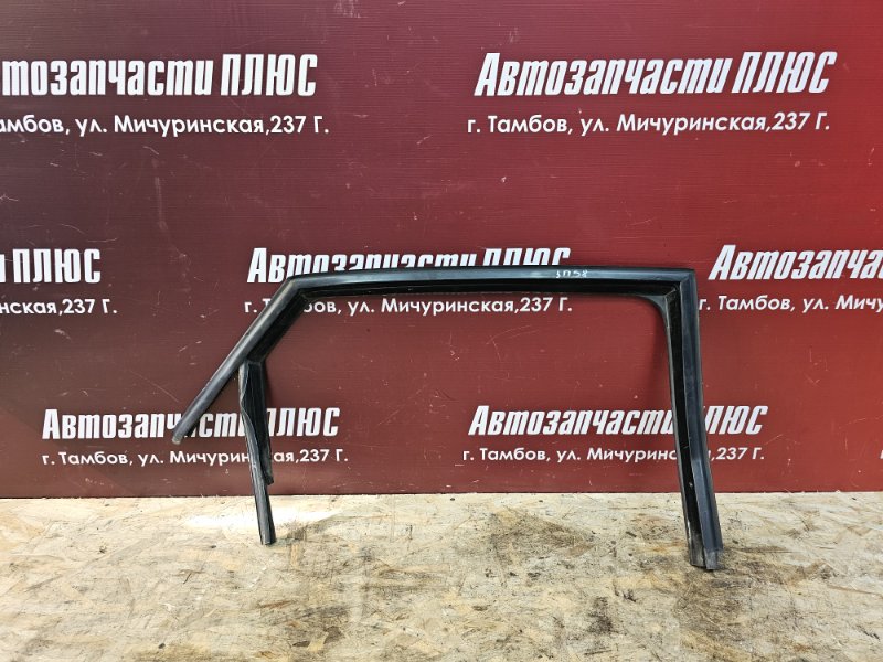 Уплотнитель рамки двери