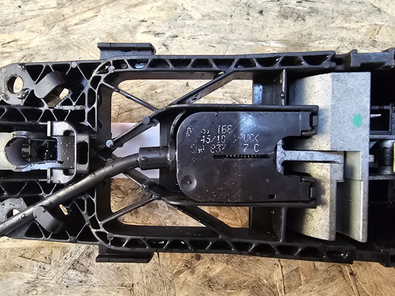 Ручка двери внешняя