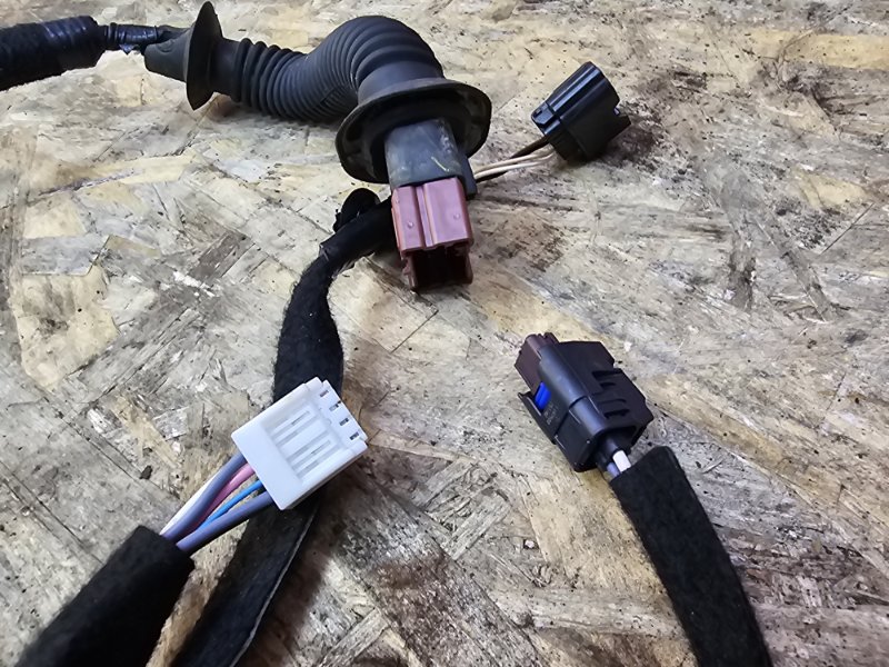 Проводка двери