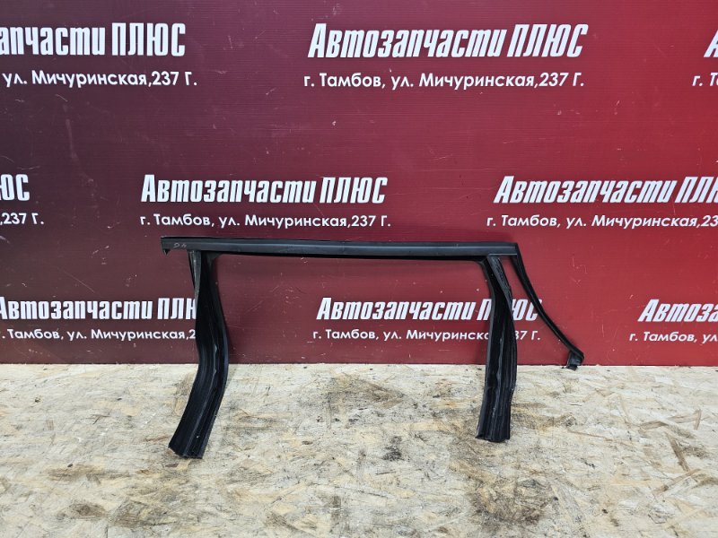 Уплотнитель рамки двери