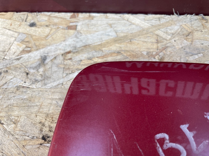 Лючок бензобака