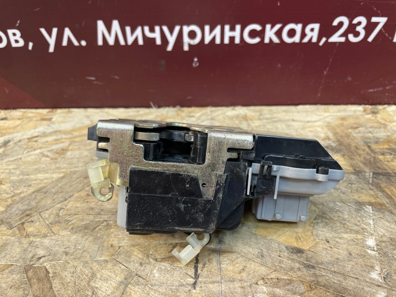 Замок      двери