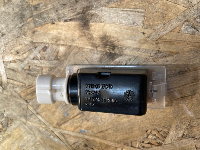 Плафон подсветки номера