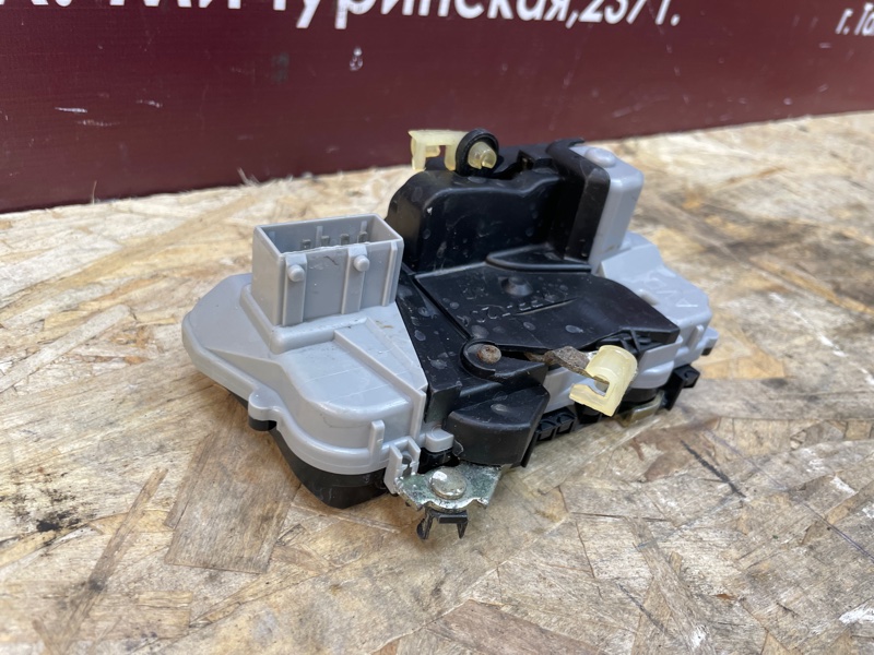 Замок      двери