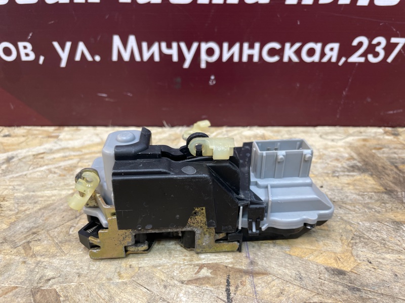 Замок      двери