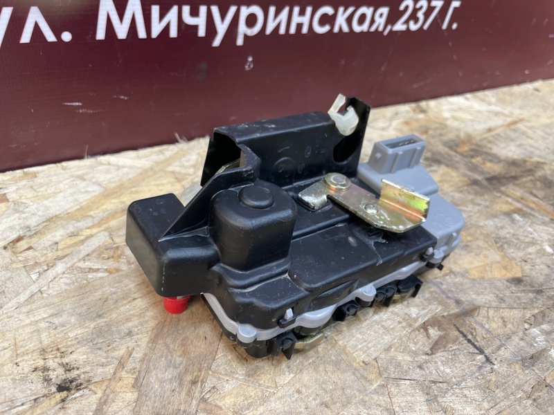 Замок      двери