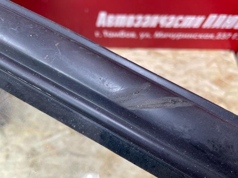 Форточка кузова