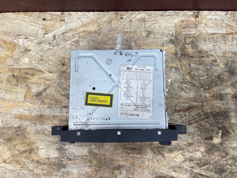 Магнитола штатная