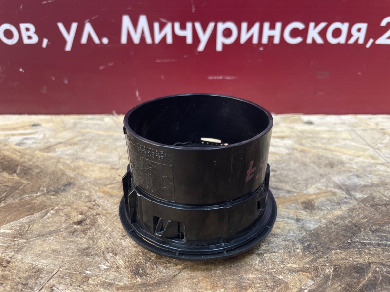 Воздушный дефлектор салона