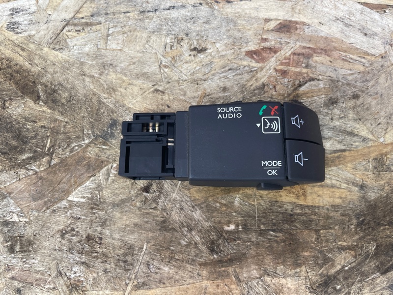 Джойстик управления магнитолой