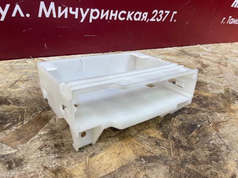 Кронштейн блока кузовной электроники