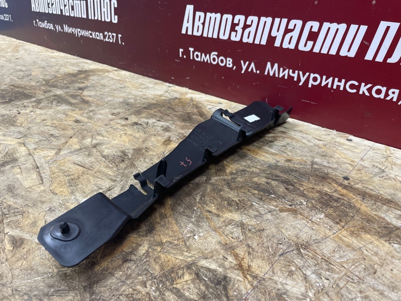 Накладка багажника