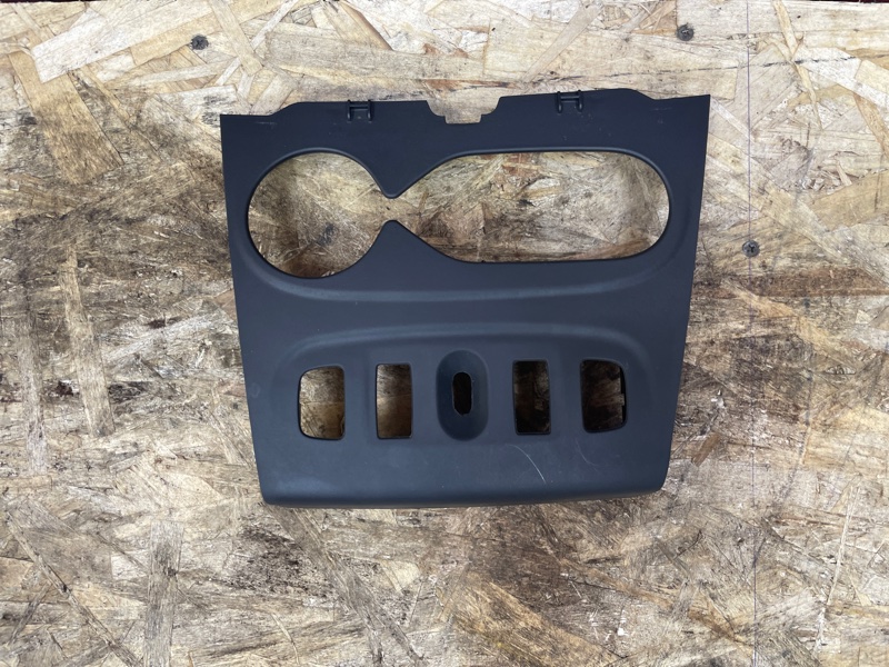 Накладка центральной консоли