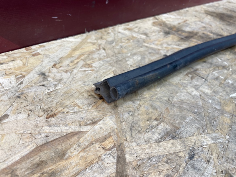 Уплотнитель жабо