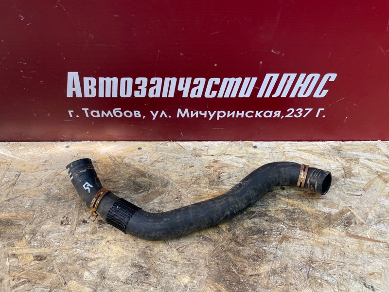 Патрубок радиатора