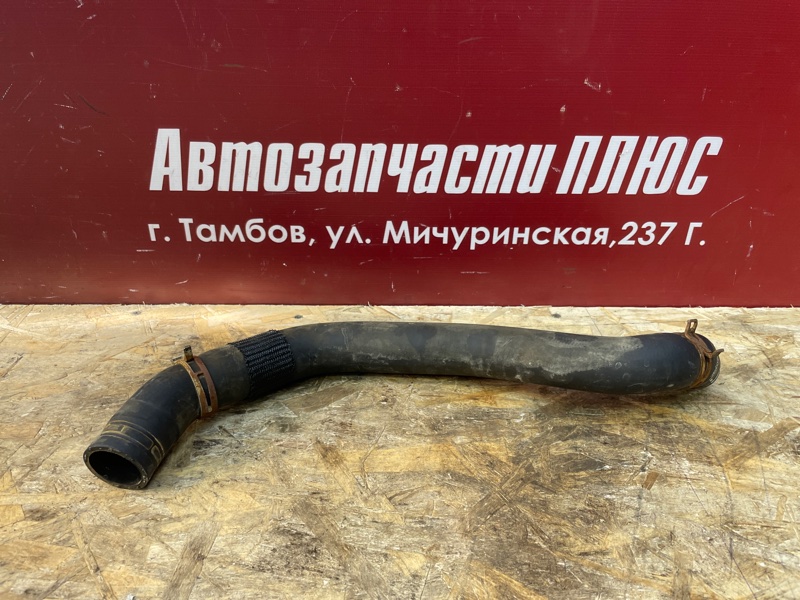 Патрубок радиатора