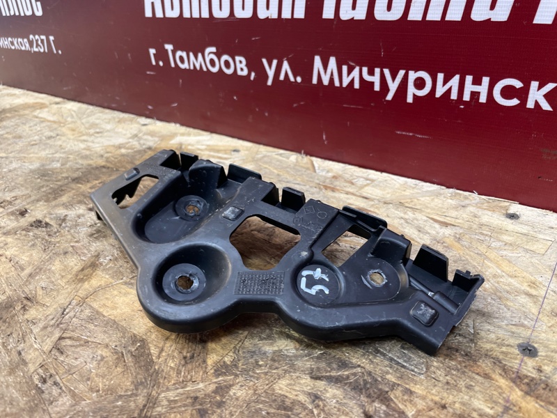 Кронштейн бампера