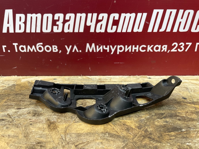 Кронштейн бампера