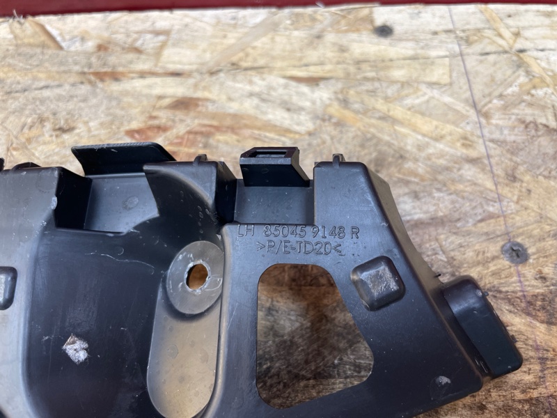 Кронштейн бампера