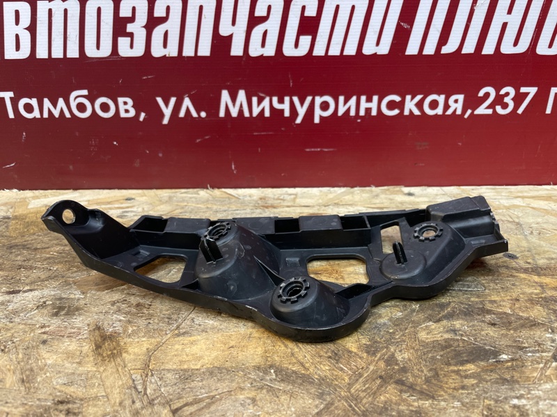 Кронштейн бампера