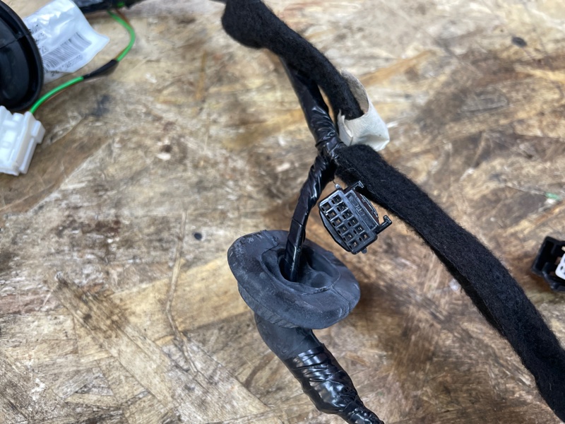 Проводка двери