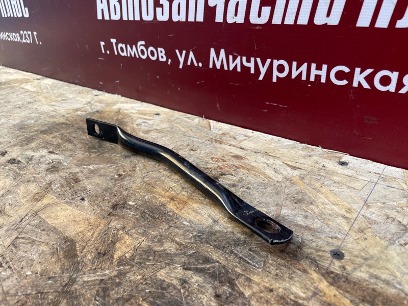 Кронштейн подрамника