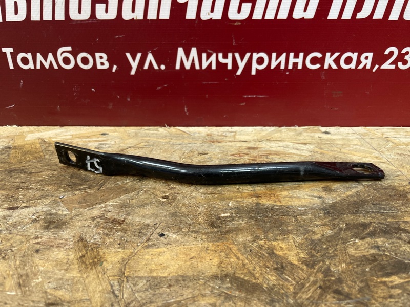 Кронштейн подрамника