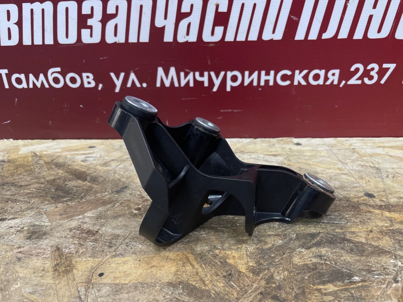 Кронштейн троса КПП