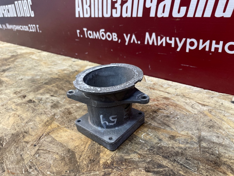 Фланец дроссельной заслонки