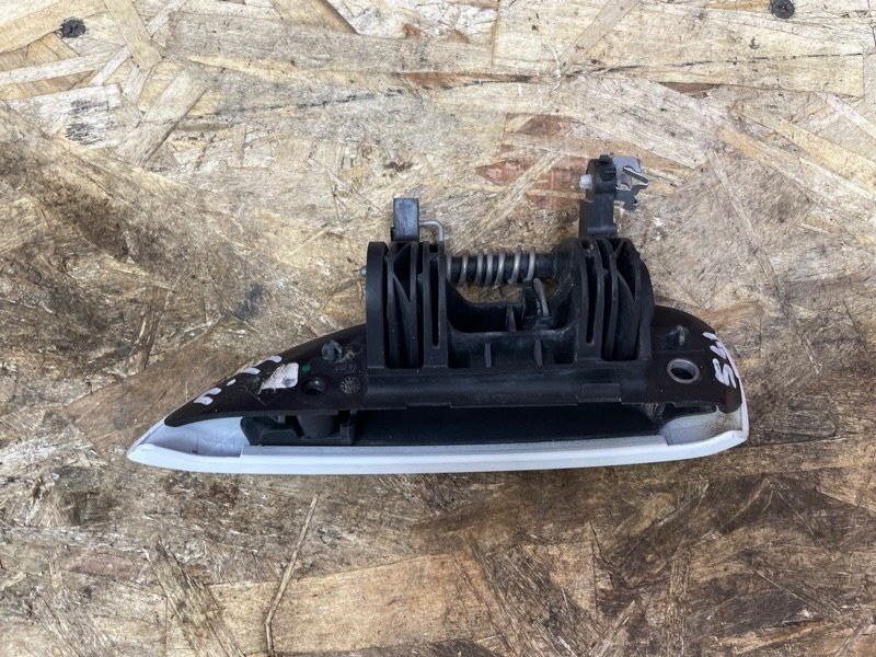 Ручка двери внешняя