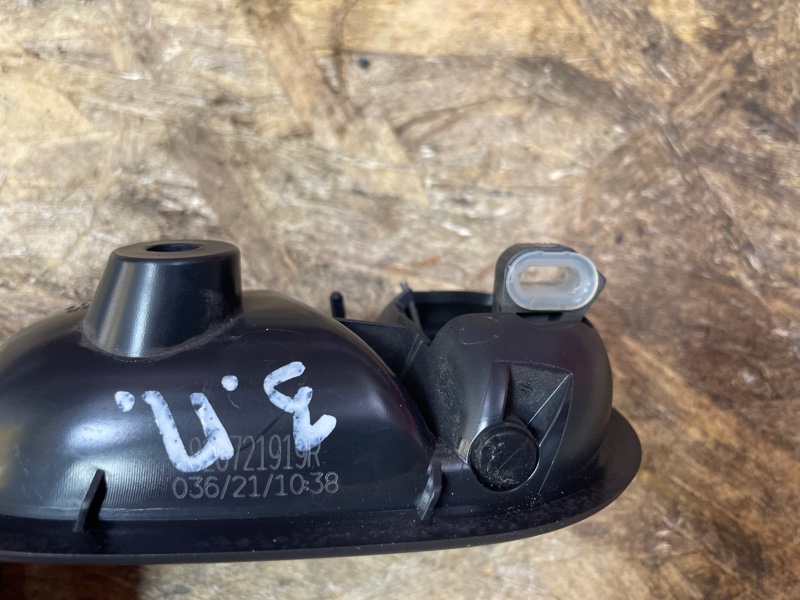 Внутренняя ручка     двери