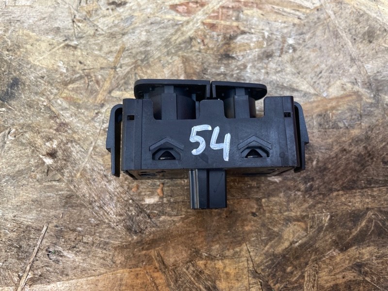 Кнопка аварийной сигнализации