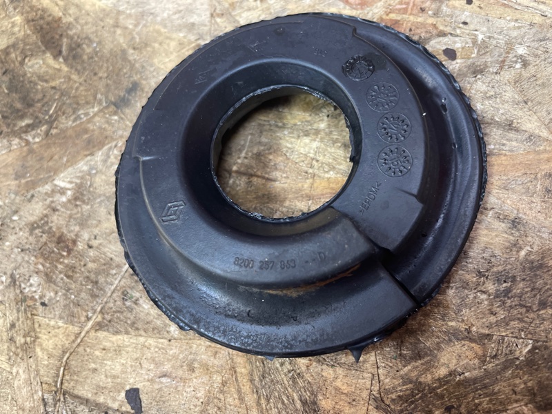 Верхняя опора    пружины