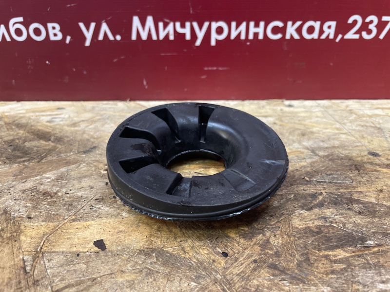 Верхняя опора    пружины