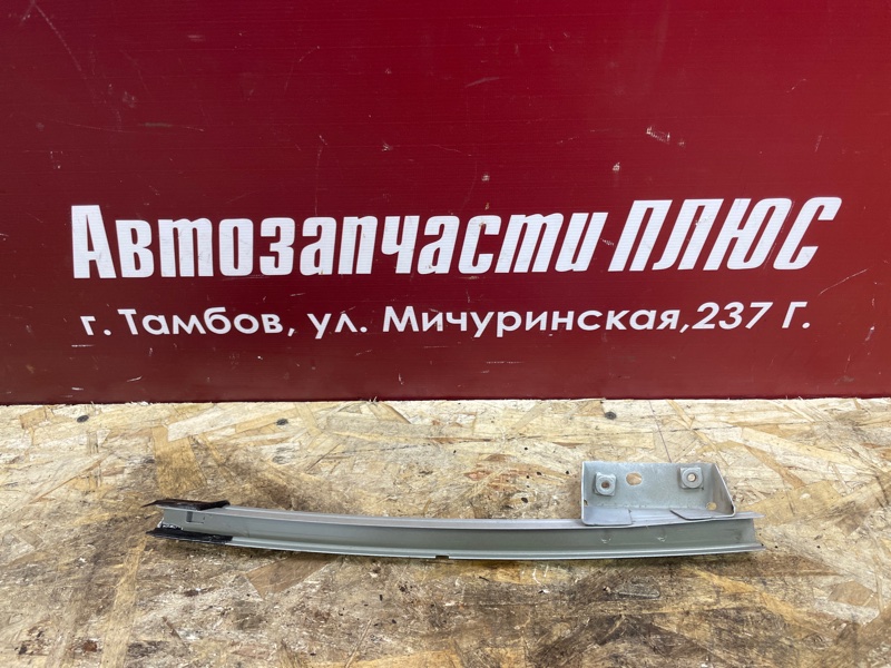 Направляющая стекла     двери