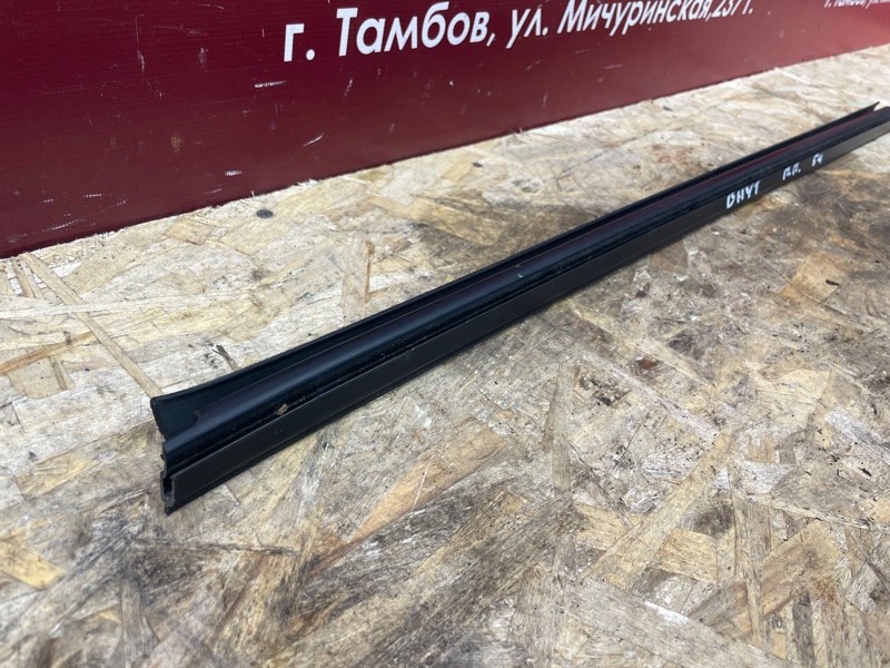 Уплотнитель стекла двери внутренний
