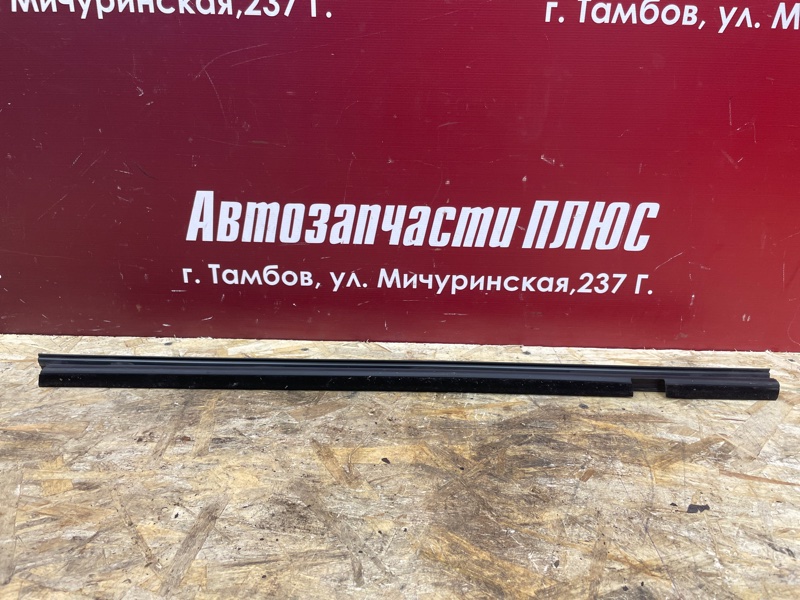 Уплотнитель стекла двери внутренний