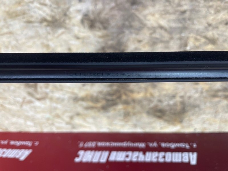 Уплотнитель стекла      двери