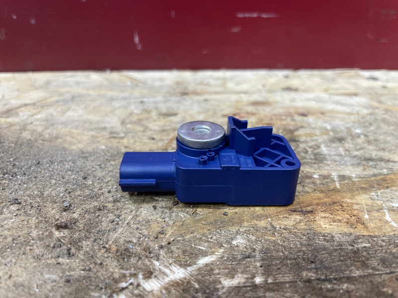 Датчик удара