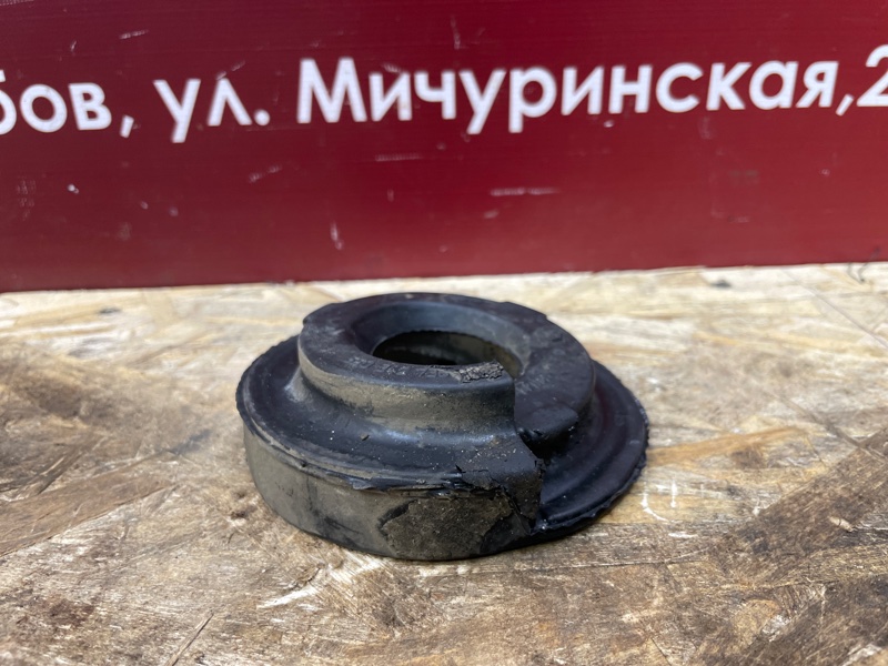 Верхняя опора    пружины